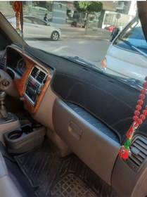 Resim Hyundai H100 Modellerine Uygun Torpido Koruma Halısı Kenar Renk Siyah 