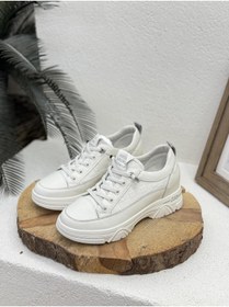 Resim Guja 24Y314 LASTİK BAĞCIKLI İÇTEN DOLGULU HAKİKİ DERİ SNEAKER SPOR AYAKKABI KADIN 