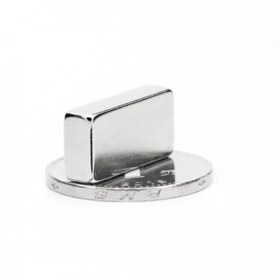 Resim 50 Adet 20x10x5 Mm Neodyum Magnet N35 Güçlü Mıknatıs Köşeli Ve Dayanıklı Nikel Kaplama 