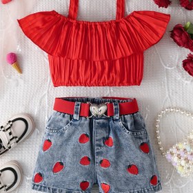 Resim Şık Kızlar Yazlık Kıyafet Seti: Çilek Nakışlı Omuz Açık Üst & Kalp Kemerli Şort - Nefes Alabilen Polyester, Makinede Yıkanabilir, Dış Mekanlar İçin Mükemmel 