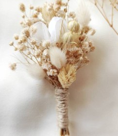 Resim Beyaz Natürel Yaka Çiçeği - 4 Boutonnieres 