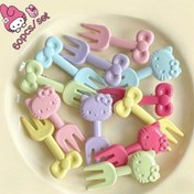 Resim 60 Parça Yüksek Kaliteli Sanrio Hello Kitty Sevimli Meyve Çatal Seti - Renkli, Yeniden Kullanılabilir Şeffaf Tatlı Çatalları Hayvan ve Kurdele Desenli, Partiler ve Etkinlikler İçin Mükemmel 