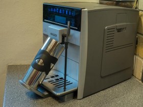 Resim Siemens Kahve Makinesi Uzun Boylu Termos Tutucu Plastik Aparat 