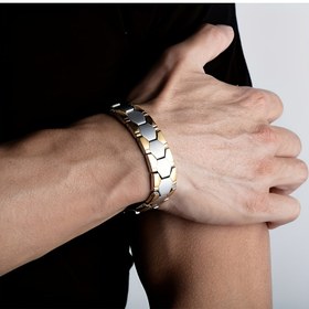 Resim Moda Siyah Titanyum 316L Paslanmaz Çelik Manyetik Bilezik - Su Geçirmez, Dokulu Tasarım, Babalar Günü'nde Aile ve Arkadaşlar İçin İdeal Hediye, Erkek Moda Aksesuarları | Modern Bilezik | Titanyum 316L Paslanmaz Çelik Takı 