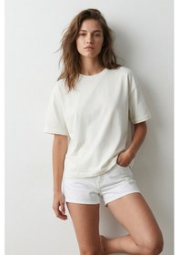 Resim Elemge %100 Pamuk Süprem Kadın Boxy Fit Ekru T-shirt Bol Kesim Düşük Omuzlu Bisiklet Yaka Krem Oversize Tişört 