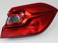 Resim Ford Fiesta 2018- Sağ Dış Stop Lambası Depo Marka H1BB13404AH 