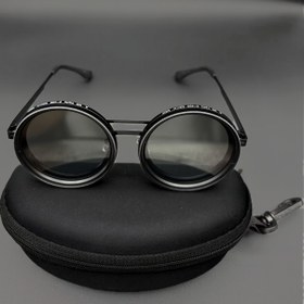 Resim Ayarlanabilir Alüminyum-Magnesium Alaşımlı Çerçeve, Yuvarlak TAC Lensler ve Siyah Kılıf ile Vintage Tarzı Retro Moda Gözlükleri - Erkekler ve Kadınlar için İdeal, Tatiller, Festivaller ve Özel Günler için Mükemmel Hediye, Şenlikli Gözlükler, Buhar Punk Estetiği, Dayanıklı Gözlükler, Pil Olmadan 