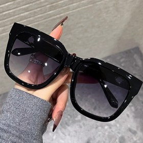 Resim 1 adet Kadınlar için Vintage Geometrik Kedi Gözü Moda Gözlükleri - Şık Siyah Çerçeve ile Gradyan Lensler, Parlak Bitiş, Aile ve Arkadaşlar için Mükemmel Hediye 
