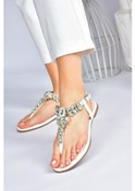 Resim Fox Shoes Beyaz Taşlı Parmak Arası Kadın Sandalet M272006009 
