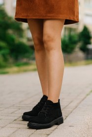 Resim Kalın Poli Taban Bağcıklı Bilekte Kadın Bot & Bootie Süet Siyah 