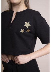 Resim Afloow Delicate Kadın Siyah Crop Tişört - Altın Yıldız Baskılı, Rahat Kesim, Şık Ve Spor Kombinler İçin Siyah 