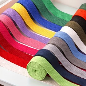 Resim 6.0 metre uzunluğunda ve 2.49 cm genişliğinde kalınlaştırılmış pamuk renkli tuval, kanvas çanta sırt çantası ile eşleştirilmiş, tam pamuk düz kayışı bağlama ipi 