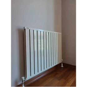 Resim Alurad Alüminyum Panel Radyatör Klasik 525X18 Ral 9010 Kırık Beyaz 