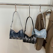 Resim Kadın Siyah Denim Omuz Çantası ile Parıltılı Süslemeler - Ayarlanabilir Askı, Fermuar Kapatma, Polyester Astar, Günlük ve Resmi Etkinlikler için Çok Yönlü Akşam Aksesuarı, Resmi Akşam Çantası | Trendy Omuz Çantası | Ayarlanabilir Askı Çantası 