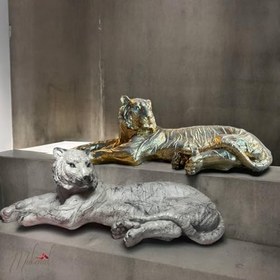 Resim Altın renkli, el yapımı uzanmış kaplan heykeli – eşsiz bir sanat eseri- Mükemel Özgün Tasarım 