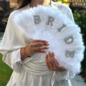 Resim 1 Paket 16 Dilim "BRIDE" Yazılı Tüylü Tüy Stili Yelpaze - Beyaz Düğün Fotoğraf Kabini Aksesuarı, Bekarlığa Veda Partisi Dekoru, Gelin Duşu Aksesuarı, Pilsiz Gelin Partisi Süslemesi, Bayramlık Dekorasyon, Dekoratif Aksesuar, Etkinlik Dekoratörleri 