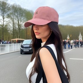 Resim Kadınların Kore Tarzı H-Harfi ve Tilki Nakışlı Beyzbol Şapkası - Pembe Renkli, Siyah Kenarlı, Rahat Güneş Şapkası - Günlük Kıyafet, Güneş Koruması İçin Mükemmel | Nakışlı Şapka | Şık Siyah Kenar 