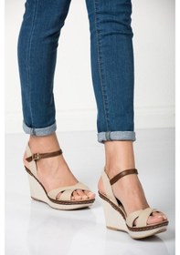 Resim Fox Shoes Bej Kadın Dolgu Topuklu Ayakkabı 9674040205 