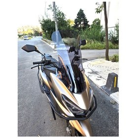 Resim Motocam Küba Newlight 50 Pro Ön Cam 2023-2026 Model 68cm Füme Renkli 4mm Orta Boylu 