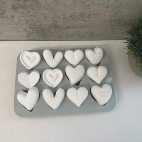 Resim 1 adet Kalp Silikon Kalıpları 12 Delik Kalp Şekilli Kalıp Reçine Kalıbı Sevgililer Günü Anneler Günü için 