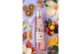 Resim Cosmolive Vücut Spreyi Body Mist | Amber Romance | Autumn Delights | Kadın | Işıltılı | Ne mlendirici | 250 ml 
