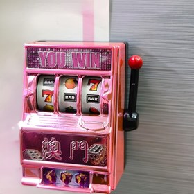 Resim 1 Adet Makao Meyve Oyunu Anahtarlık, Mini Oynanabilir Slot Makinesi, Parti Hediyesi, Simülasyon Modeli, Plastik Malzeme, Koleksiyonluk 