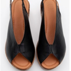 Resim Luvishoes Luvi Shoes Blom Siyah Hakiki Deri Kadın Dolgu Topuk Sandalet Siyah 