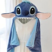 Resim Disney Stitch Peluş Kapüşonlu Battaniye - Mavi ve Beyaz Karikatür Tasarımı ile Yumuşak Flanel Atma, Yetişkinler için Rahat Sıcaklık, Doğum Günleri veya Tatiller için Mükemmel Hediye, Disney Battaniyesi, Tatil Hediye Aracı, Oynak Tasarım, Rahat Hissediş 