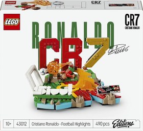 Resim LEGO Editions Cristiano Ronaldo - Unutulmaz Futbol Anları 43012-10 Yaş ve Üzeri Çocuklar için Minifigür ve Koleksiyonluk Levha İçeren Yaratıcı Oyuncak Yapım Seti, Hediye Fikri (490 Parça) 