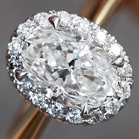 Resim Bir adet Kadın Nişan Yüzüğü, Lüks Vintage 4 Pençeli Oval Parıldayan Kübik Zirkonya İki Tonlu Düğün Davet Yüzüğü, Zarif Retro Tarzı Mücevher, Gelin Teklif Hediyesi 