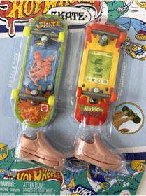 Resim HOT WHEELS Skate Retro Temalı İkili Parmak Kaykay ve Ayakkabı - Model 3 