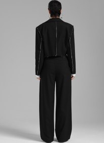 Resim tw3 Kadın Aplike Detaylı Tasarım Crop Blazer Ceket 