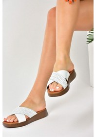 Resim Fox Shoes Beyaz Hakiki Deri Çapraz Bantlı Kadın Terlik M291049903 