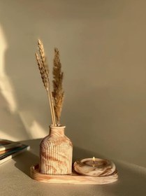 Resim Modern Dekoratif Set - Kahverengi Beyaz Seramik Vazo, Tealight Mumluk ve Kompozit Tepsi 