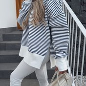 Resim Kadın Kapüşonlu Sweatshirt - Lacivert & Beyaz Yatay Çizgili, Orta Esneklikte Sonbahar/Kışlık Günlük ve Resmi Kıyafetler İçin Hoodie, Yan Yarık Tasarım, Dayanıklı Yapı, Şık Dış Giyim, Moda Kadın 