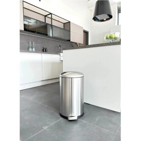Resim Primanova Bombe Kapaklı Paslanmaz Banyo Mutfak Ofis 30 Lt Pedallı Çöp Kovası 