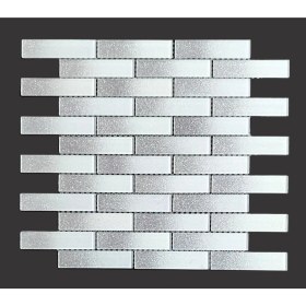 Resim MozaiKristaL Mutfak Tezgah Arası Kristal Cam Mozaik. Cam ölçüsü: 23x98 mm. File ölçüsü: 30x30 cm. ( 1 Koli = 11 File Karo = 1 m2 Fiyatıdır ) 