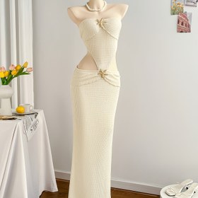 Resim Metal Kabuk Süslemeleri ile Şık Beyaz Yüksek Bel Denizkızı Elbise - Plaj ve Tatil Mevsimi için Mükemmel, Zarif Yetişkin Moda | Metalik Detay Elbise | Ruched Detaylı 