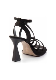 Resim Mat Siyah Kadın Klasik Topuklu Ayakkabı K05215164438 Mat Siyah 