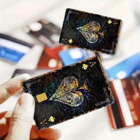 Resim 2 adet Eğlenceli Poker Kartı A Cilt - Dayanıklı PVC Gizlilik Koruma Stickerı, Kredi Kartları, Banka Kartları ve Ulaşım Kartları için Uygun - Çizilmeye Karşı Dirençli, Sokak Stili Moda Aksesuarı 