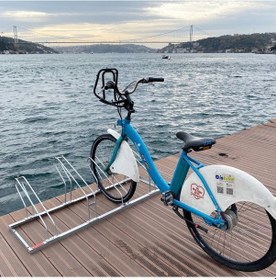 Resim İleri Trafik Bisiklet Park Yeri Dörtlü Galvaniz Park Demiri Gümüş 