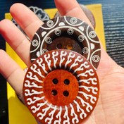 Resim 5 adet Vintage Çiçekli ve Soyut Ahşap Düğmeler, 60mm Dev Dokulu Ahşap Kaplama, Kahverengi/Siyah Dekoratif Düğmeler Ev Tekstili, Perdeler ve Çantalar için, Klasik El Sanatları Malzemeleri 