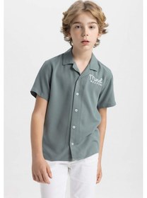Resim DeFacto Erkek Çocuk Oversize Geniş Kalıp Polo Yaka Viskon Kısa Kollu Gömlek D0830A824SMKH458 