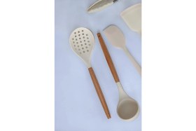 Resim ÖzSa Home 8 Parça Silikon Kepçe Kevgir Kaşık Fırça Maşa Bambu Saplı Mutfak Servis Seti Takımı Krem 