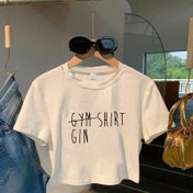 Resim Y2K Kadınlar İçin Kısa Kollu Cropped Sweatshirt - Gin Baskılı & Geometrik Desen, Nefes Alabilen Esnek Kumaş, Makinede Yıkanabilir İlkbahar Yazlık Günlük Üst, Hafif Giyim, Modern Casual Stil, Rahat Kesim, Yumuşak Malzeme, Baskılı Üst 