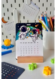 Resim 2026 Uzay Temalı Masa Takvimi Astronot Tasarımlı, Ahşap Standlı, 12 Ay Özel Kesim Kart Takvim 