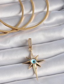 Resim Nova Bazaar Pirinç Gold Renk Zirkon Taşlı Kutup Yıldızı Nazar Boncuk Detay Ajda Charm Altın 