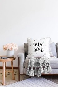 Resim RealHomes Çift Taraflı Beyaz Zeminde Little Star Tasarımlı Bebek Odası Raşel Örme Yastık Kırlent Kılıfı, Sonil-K4480-43x43cm 
