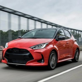 Resim Toyota Yaris 2020-2024 Ön Cam Silecek Takımı 60X40CM 