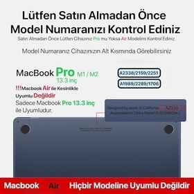 Resim Minesk Macbook Pro M1 / M2 13'' ile Uyumlu Sert Polikarbonat Koruyucu Kılıf (A1706/A1708/A1989/A2159/A2251/A2289/A2338) (Simli Şeffaf) 